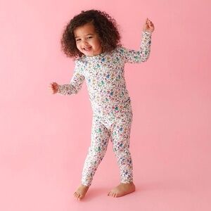POSH PEANUT PRINCESS FRIENDS CLASSIC PAJAMA SET